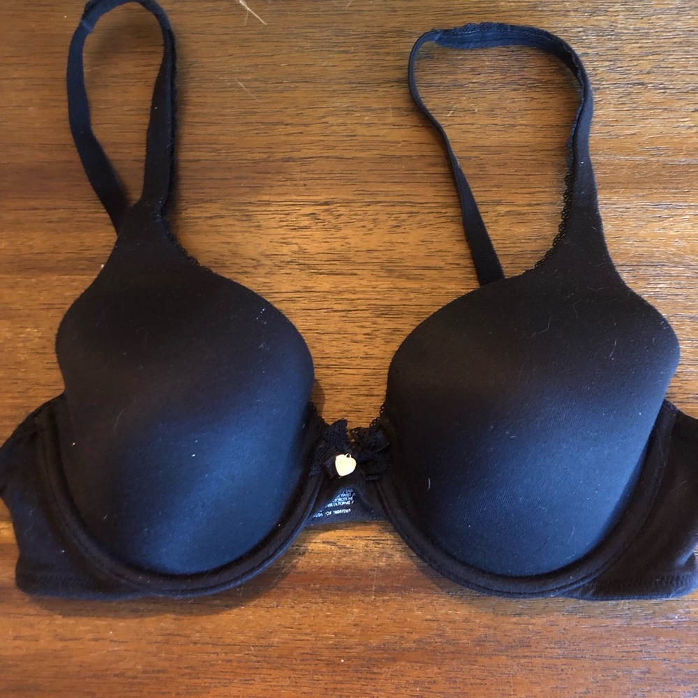 Victoria's Secret Black Padded T-Shirt Bra